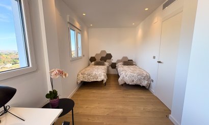 Resale - Villa / Semi detached - Ciudad Quesada