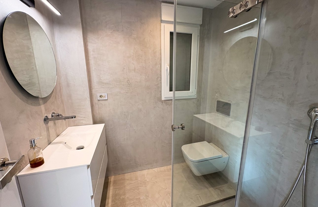 Resale - Villa / Semi detached - Ciudad Quesada