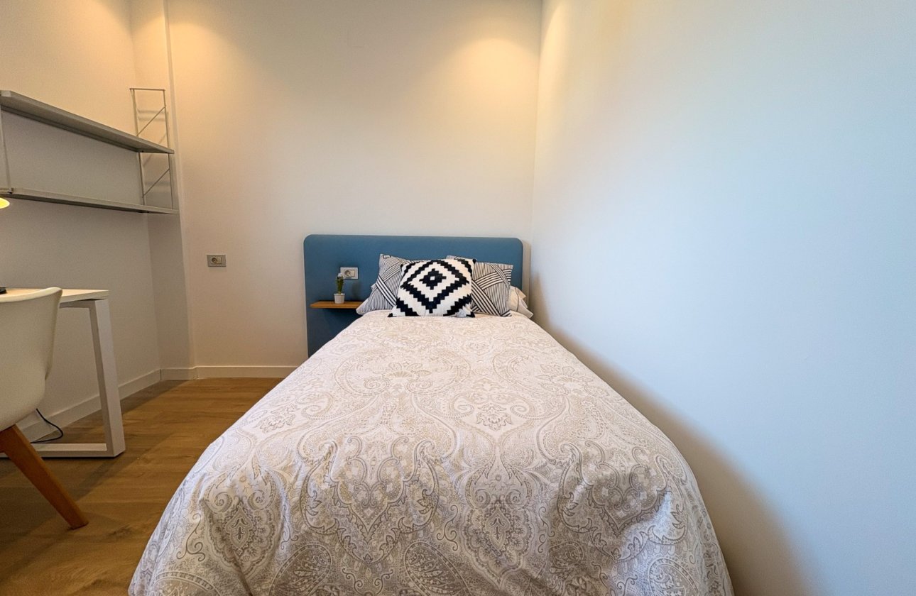 Resale - Villa / Semi detached - Ciudad Quesada