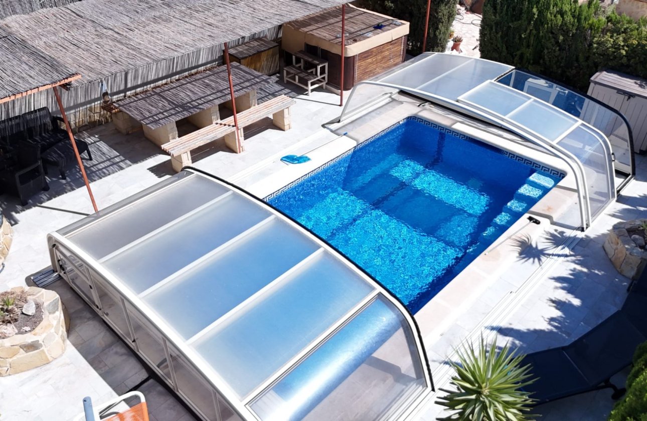 Resale - Villa - Crevillente