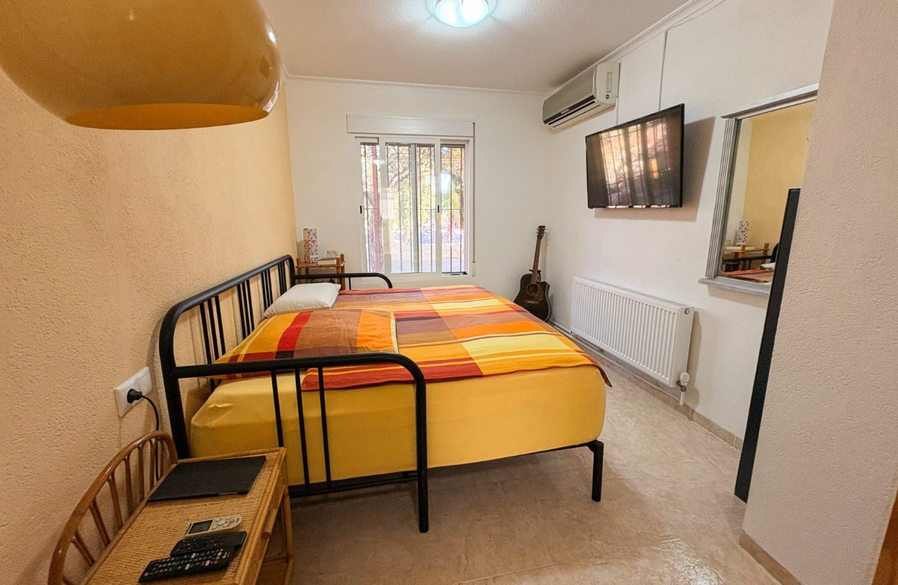 Resale - Villa - Crevillente