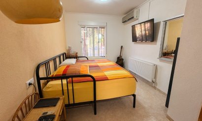 Resale - Villa - Crevillente