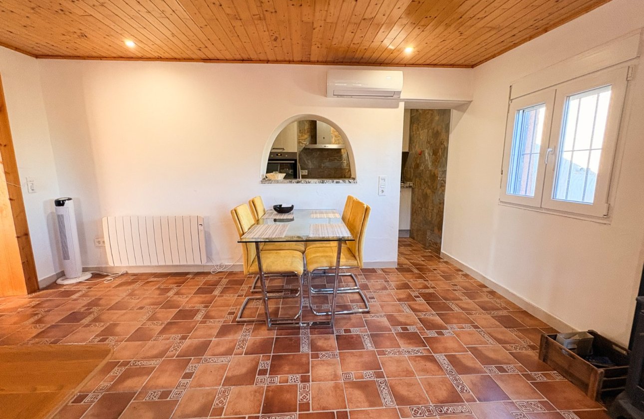 Resale - Villa - Crevillente