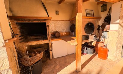 Resale - Villa - Crevillente