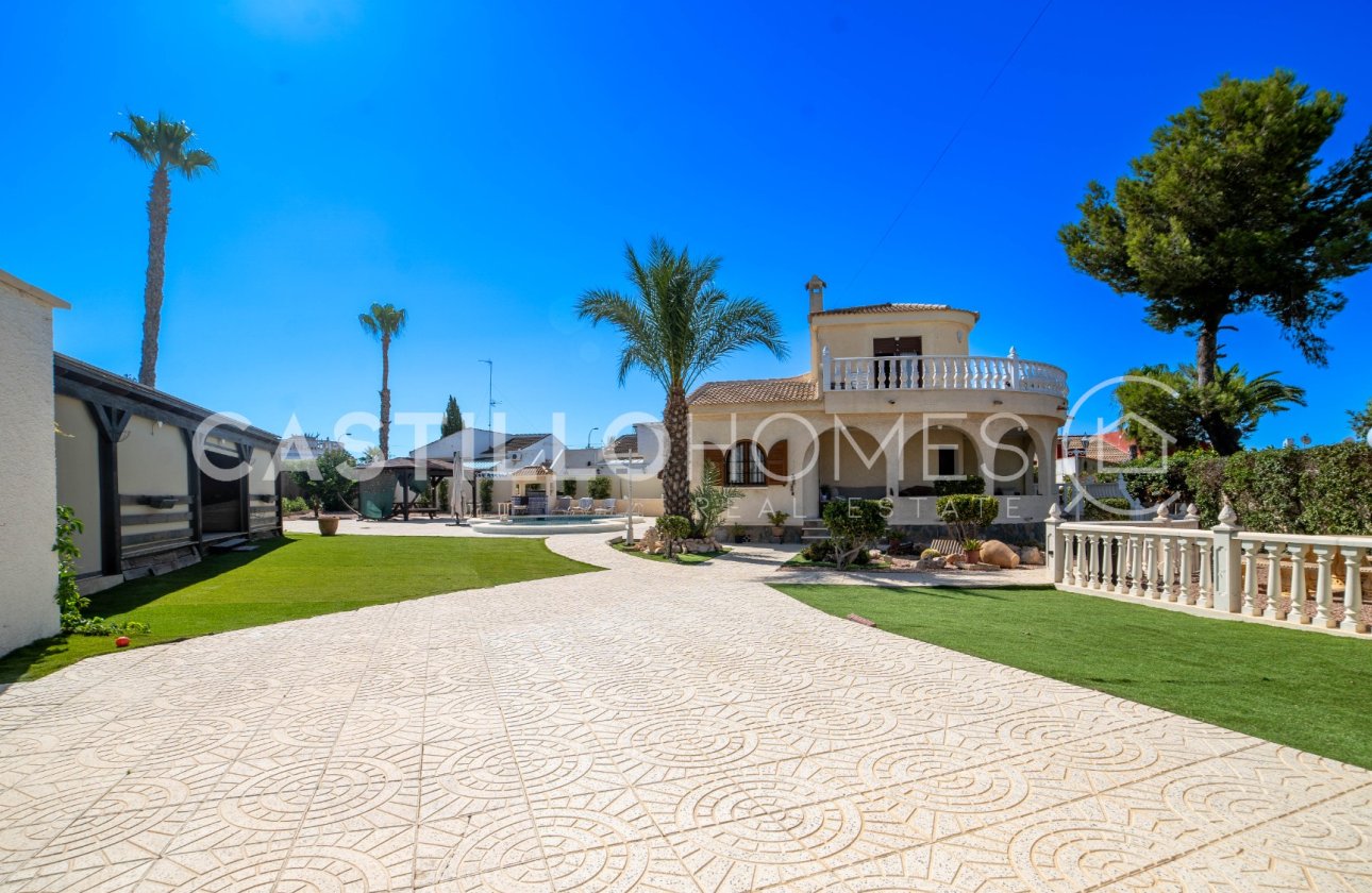 Revente - Villa - Torrevieja - El Chaparral
