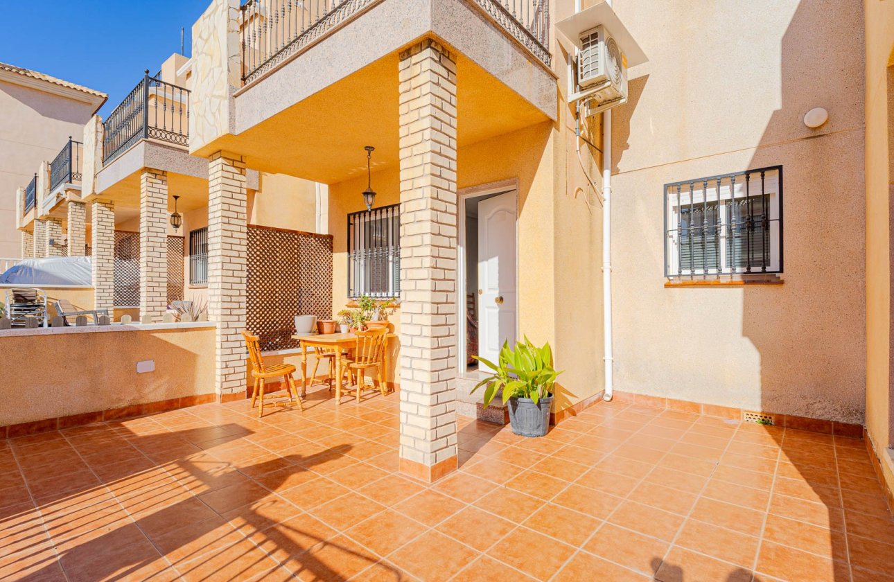 Revente - Maison de ville - Punta Prima