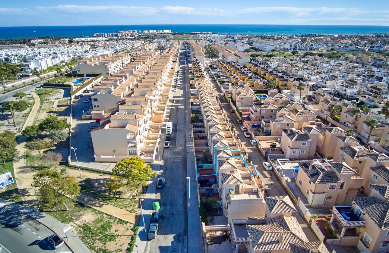 Revente - Maison de ville - Punta Prima