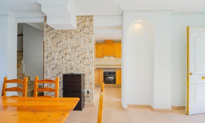 Revente - Maison de ville - Punta Prima