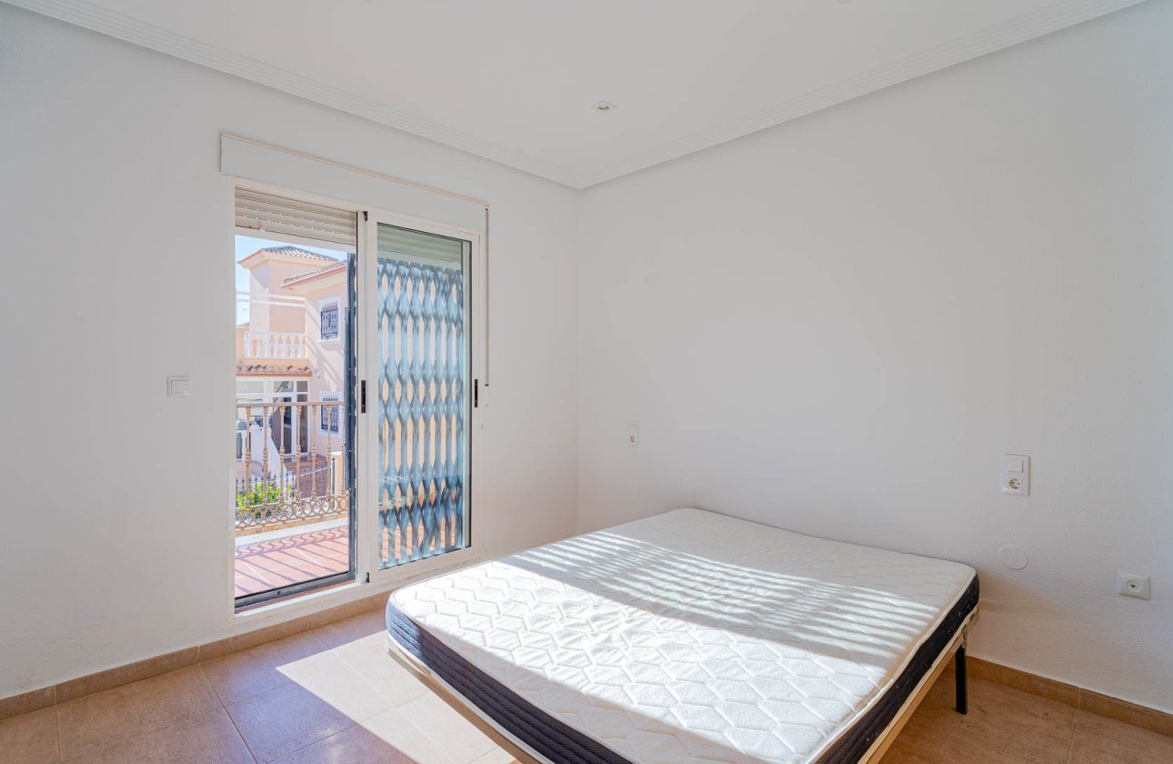 Revente - Maison de ville - Punta Prima