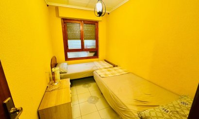 Reventa - Apartamento / piso - Torrevieja - Playa del Acequión