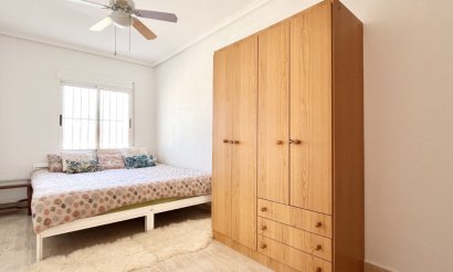 Revente - Maison de ville - Torrevieja - La Siesta - El Salado -  Torreta