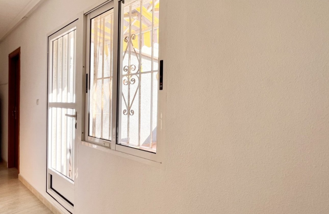 Revente - Maison de ville - Torrevieja - La Siesta - El Salado -  Torreta