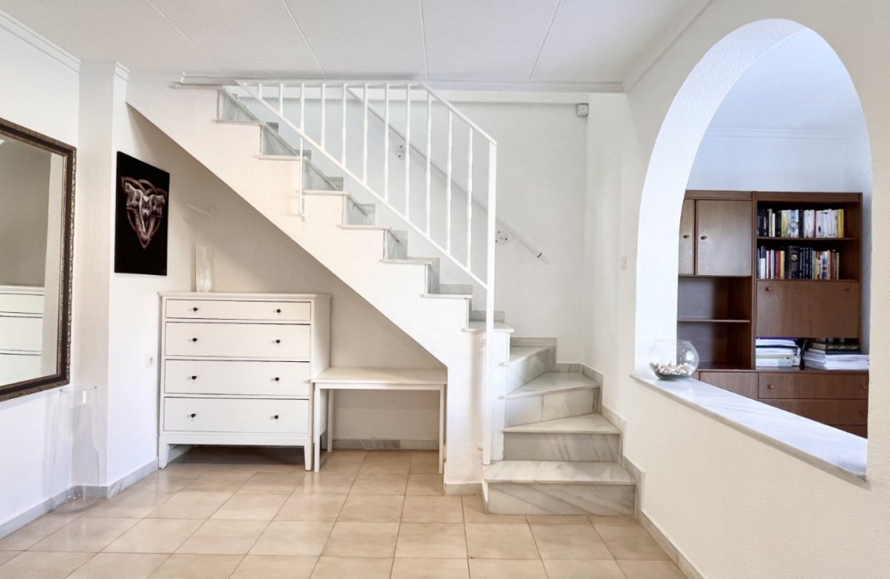 Revente - Maison de ville - Torrevieja - La Siesta - El Salado -  Torreta