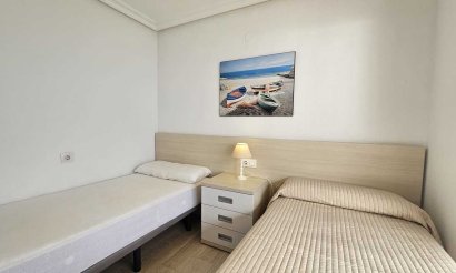 Resale - Apartment / flat - Mil Palmeras