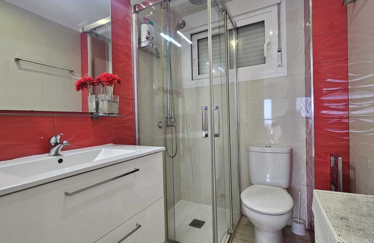 Resale - Apartment / flat - Mil Palmeras