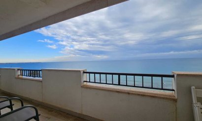 Resale - Apartment / flat - Mil Palmeras