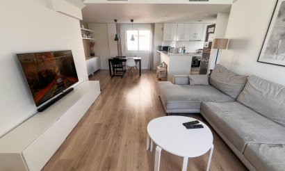 Resale - Villa - Torrevieja