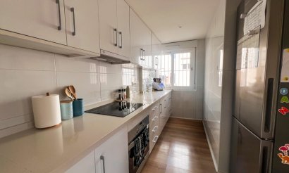 Resale - Villa - Torrevieja