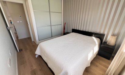 Resale - Villa - Torrevieja