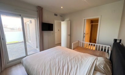 Resale - Villa - Torrevieja