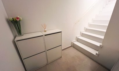 Resale - Villa - Torrevieja