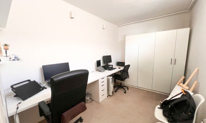 Resale - Villa - Torrevieja