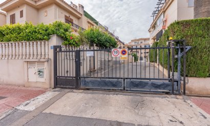 Resale - Villa - Orihuela Costa - Playa Flamenca