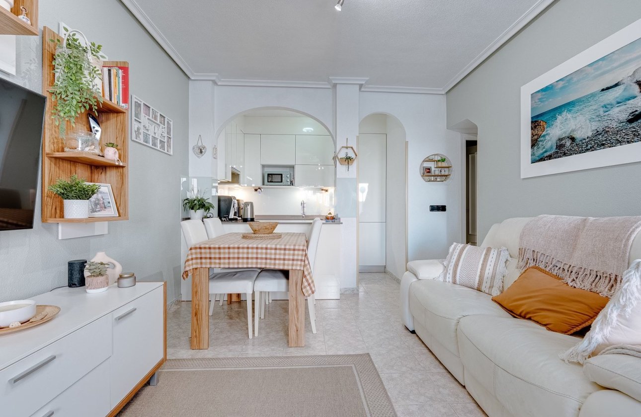 Resale - Villa - Orihuela Costa - Playa Flamenca