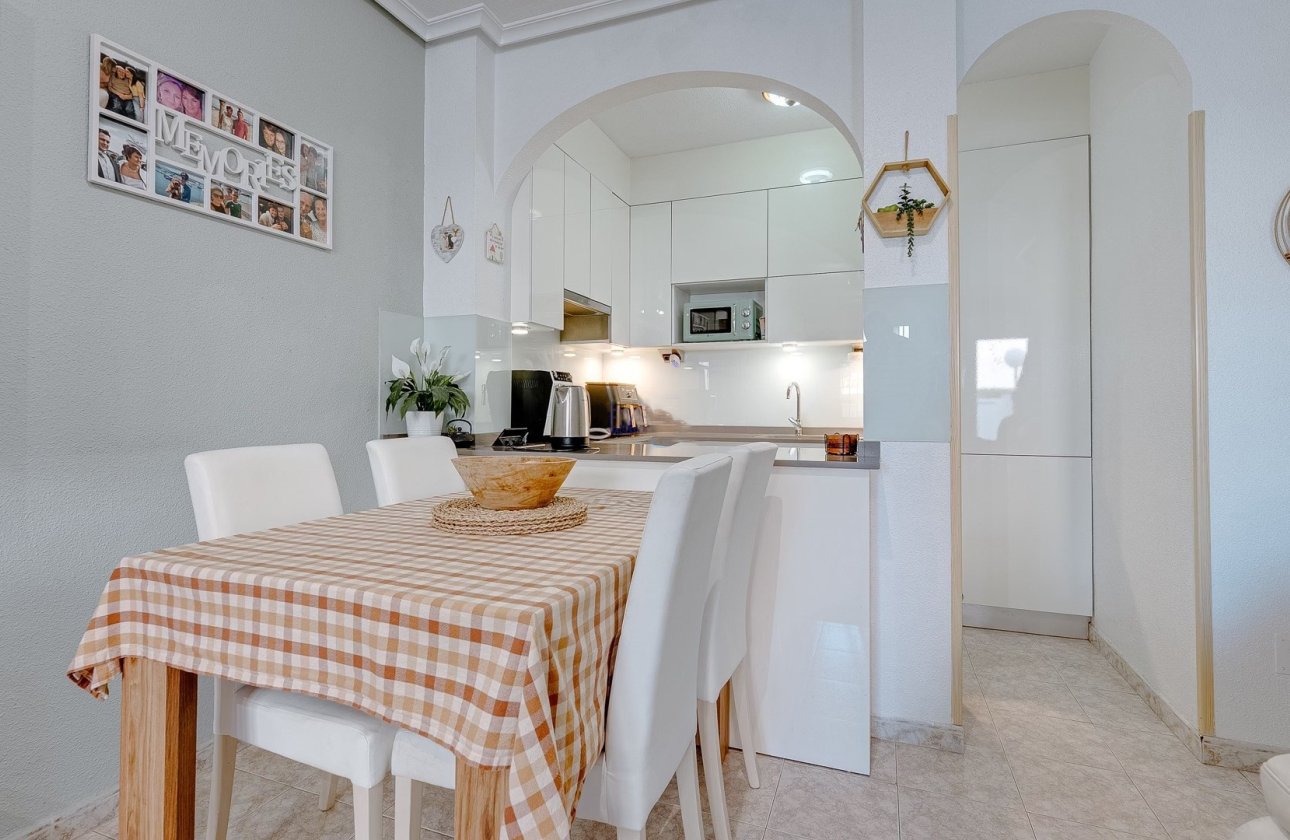 Resale - Villa - Orihuela Costa - Playa Flamenca