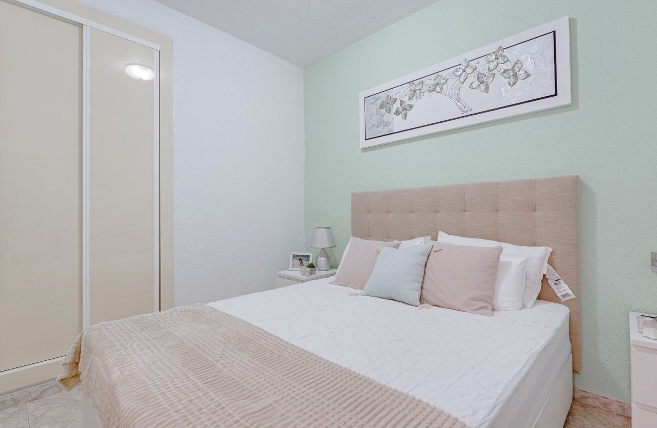 Resale - Villa - Orihuela Costa - Playa Flamenca