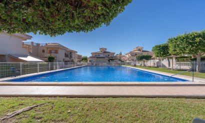 Resale - Villa - Orihuela Costa - Playa Flamenca