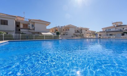 Resale - Villa - Orihuela Costa - Playa Flamenca