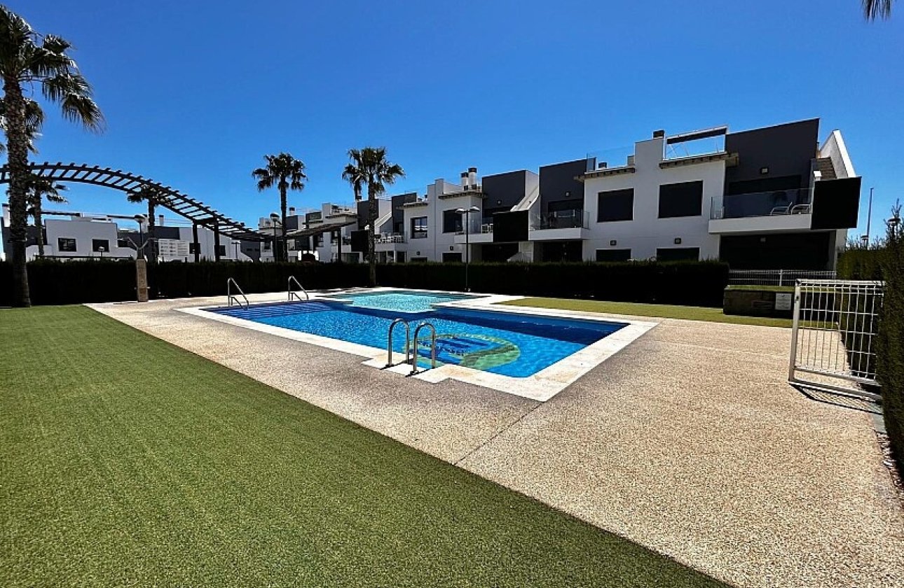 Resale - Bungalow - Pilar de la Horadada