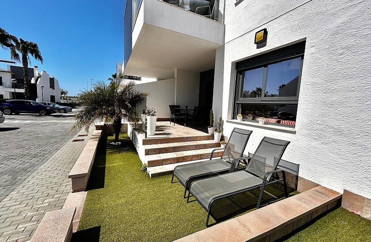 Resale - Bungalow - Pilar de la Horadada