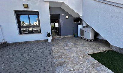 Resale - Bungalow - Pilar de la Horadada