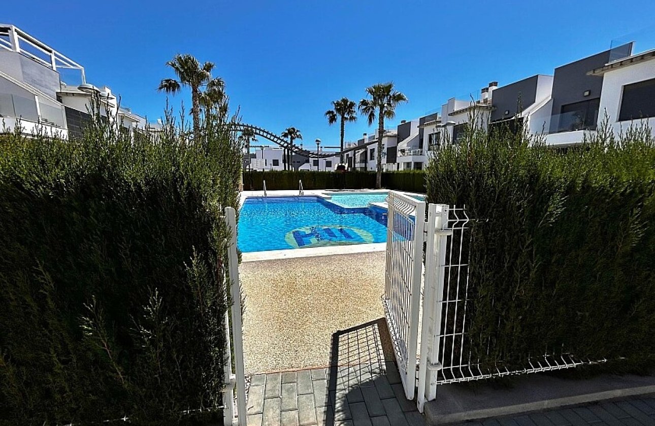 Resale - Bungalow - Pilar de la Horadada