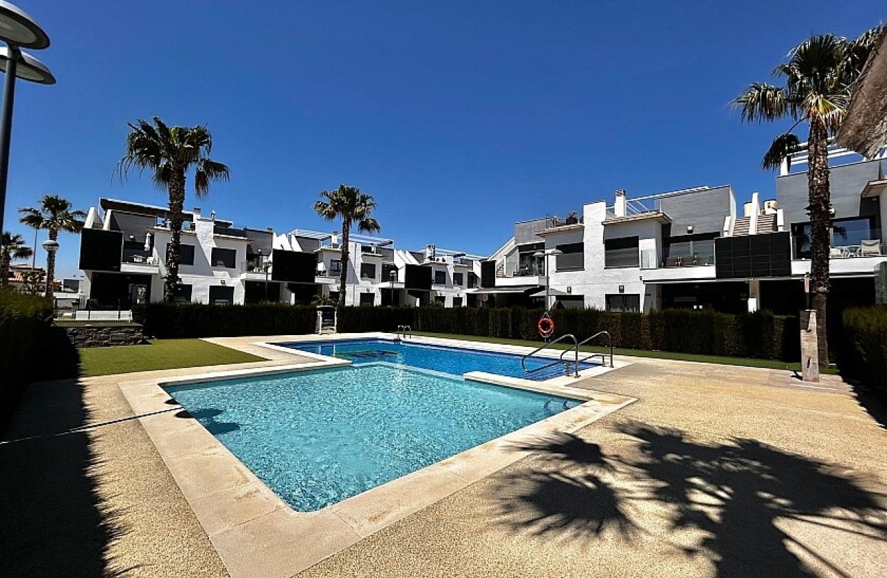 Resale - Bungalow - Pilar de la Horadada