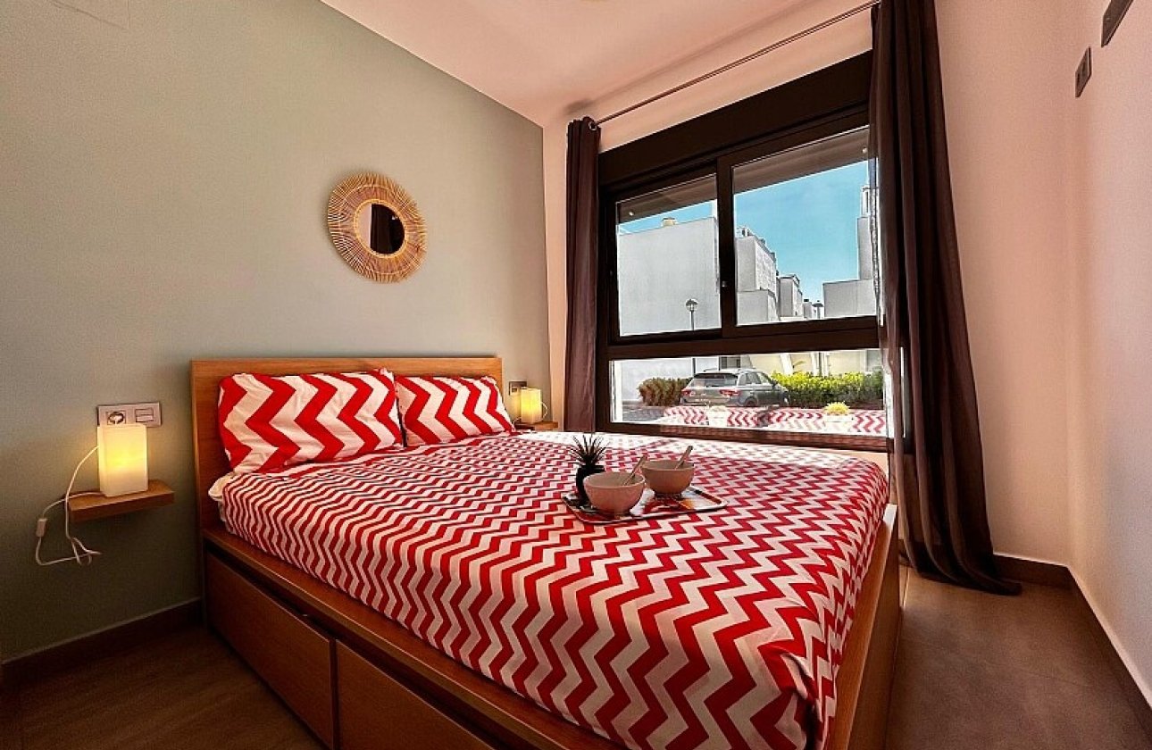 Resale - Bungalow - Pilar de la Horadada