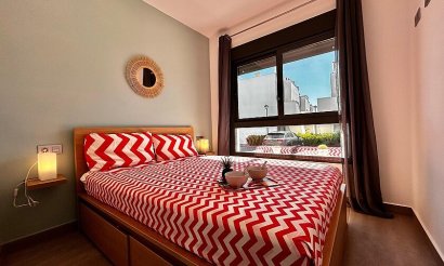 Resale - Bungalow - Pilar de la Horadada