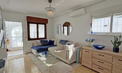 Resale - Townhouse - San Miguel de Salinas