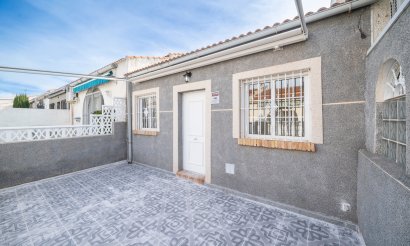Resale - Bungalow - Torrevieja - El Chaparral