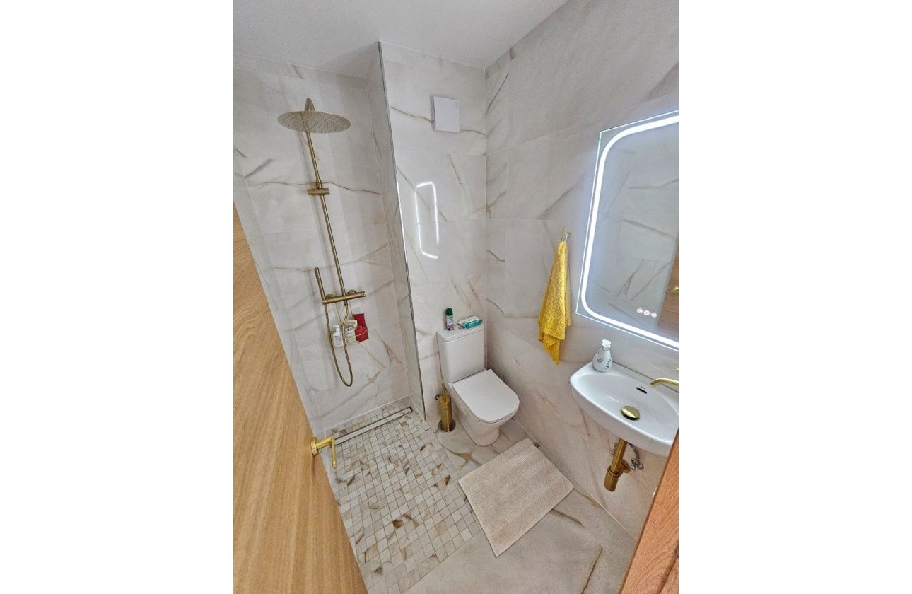 Resale - Apartment / flat - Altea