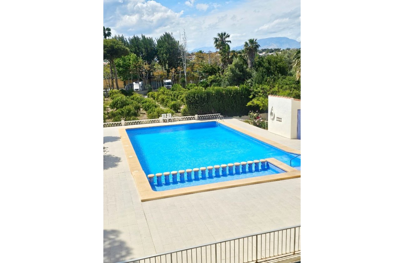 Resale - Apartment / flat - Altea