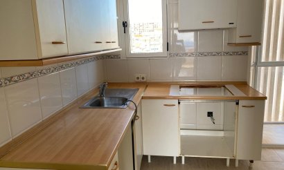 Reventa - Apartamento / piso - Benidorm - 1ª Linea De Playa