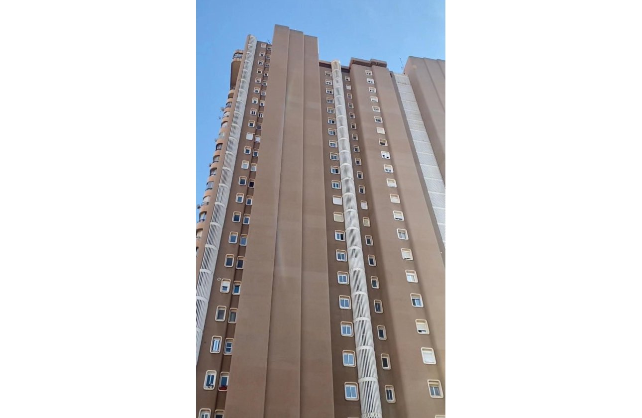 Reventa - Apartamento / piso - Benidorm - 1ª Linea De Playa
