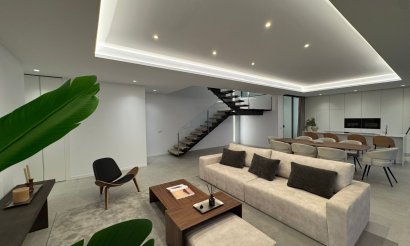 Resale - Villa - Altea