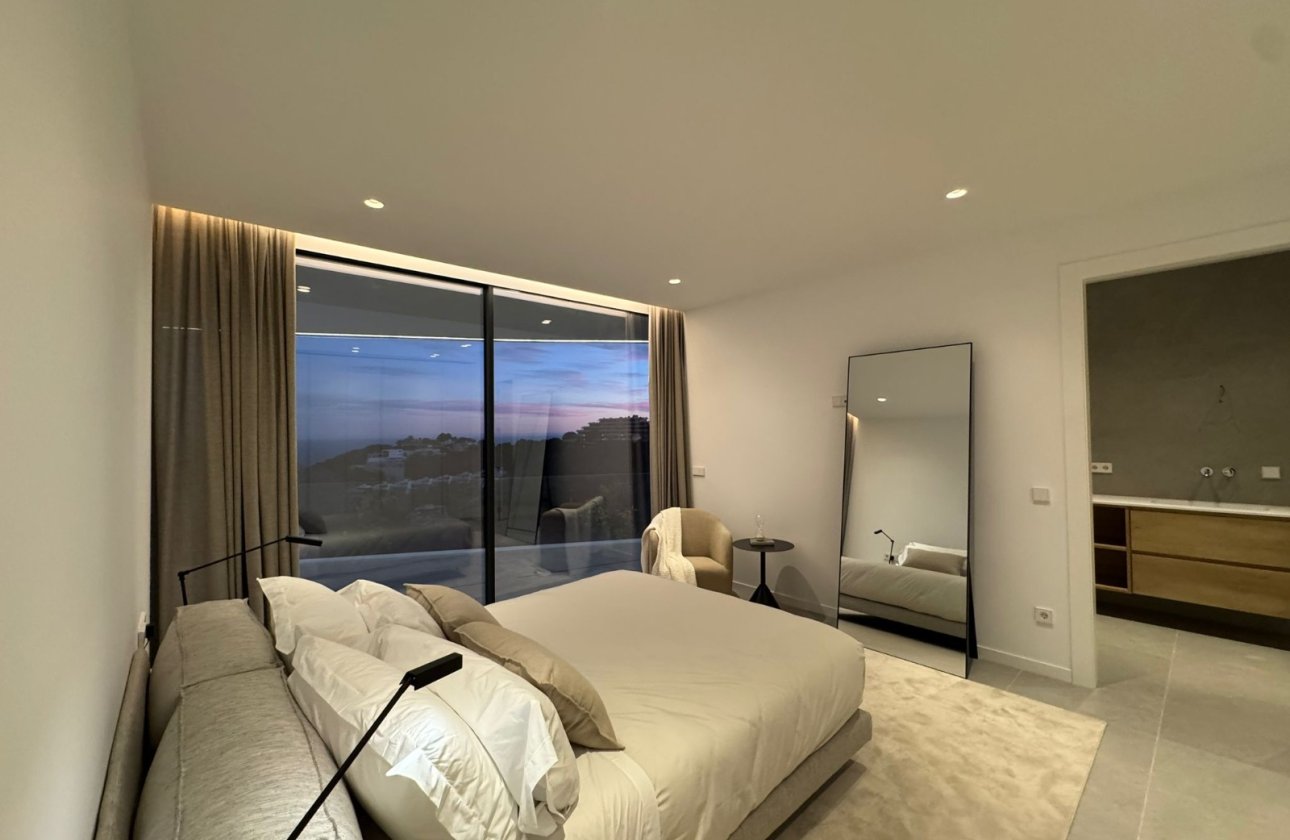 Resale - Villa - Altea