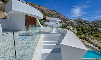 Resale - Villa - Altea