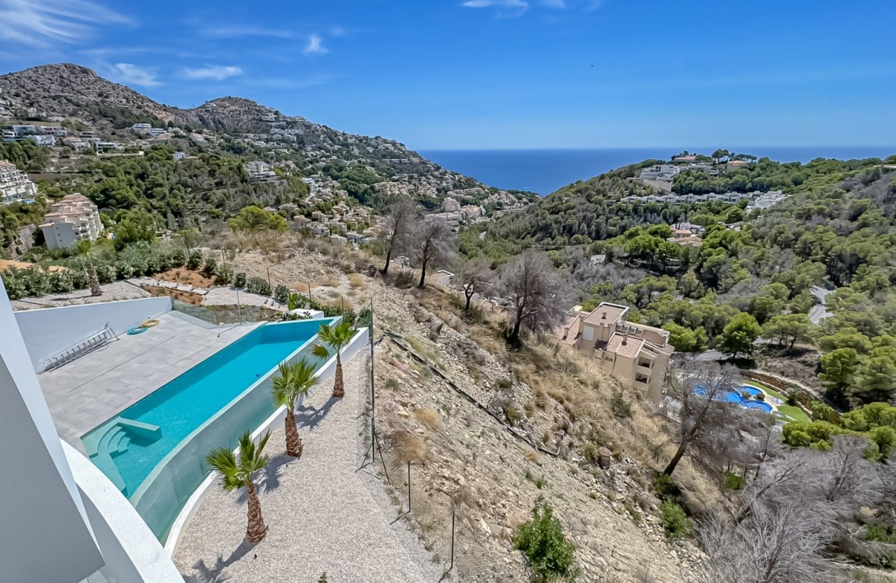 Resale - Villa - Altea