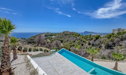 Resale - Villa - Altea